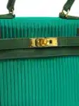 Hermès Vintage 1990 Mini Kelly 20 Emerald Green Silk Satin & Suede Gold Hardware