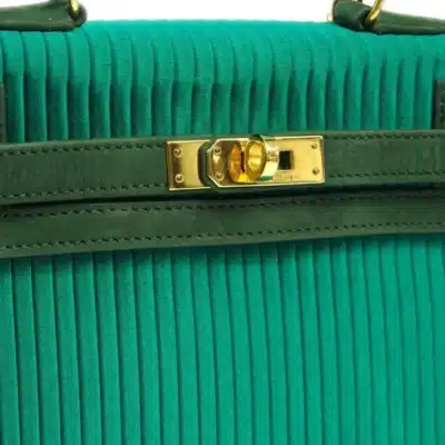 Hermès 1990 Mini Kelly 20 Emerald Green Silk Satin & Suede