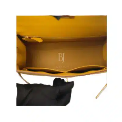 Hermès Kelly 28 Sellier Jaune Ambre Epsom interior (2)