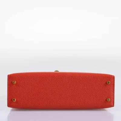 Hermès Mini Kelly 20 II Sellier Capucine Epsom bottom